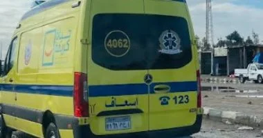 مصرع مسن صدمته سيارة أثناء عبوره للطريق فى منشأة القناطر