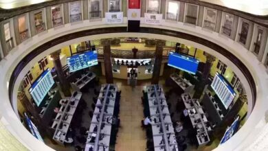 تراجع مؤشرات البورصة بمستهل تعاملات جلسة الإثنين
